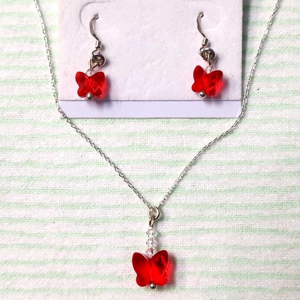 Crystal Butterfly Necklace "Set"!